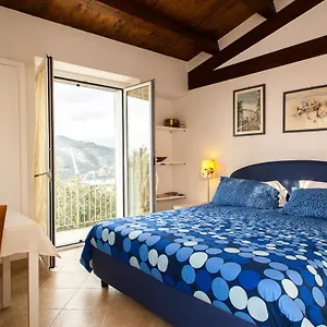 la-bilaia.hotelitalianriviera.com/